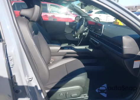 2025 Hyundai Ioniq 6 Limited z USA, uszkodzony, nr VIN KMHM54AA2SA096983